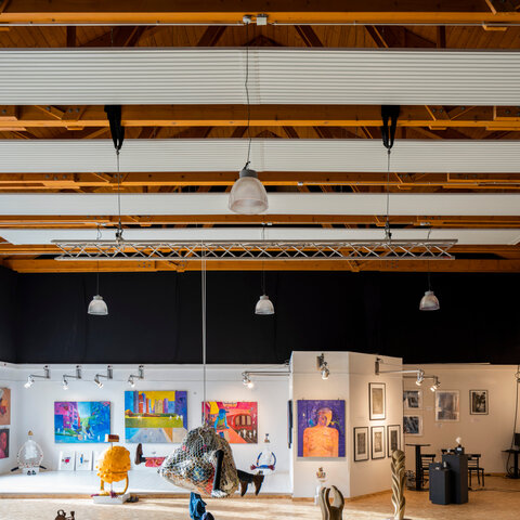 Ausstellungshalle Kammgarn Kaiserslautern mit Deckenstrahlplatten